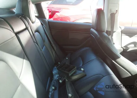 2018 Tesla Model 3 Long Range/Mid Range from USA, damaged, VIN 5YJ3E1EA5JF159461